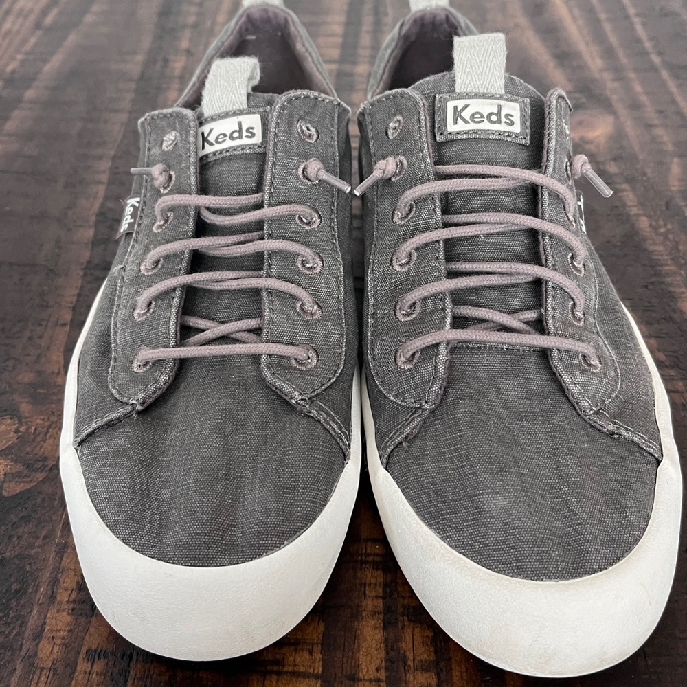 Keds: Women’s Keds WF65482 Size 8 : Great Condition
